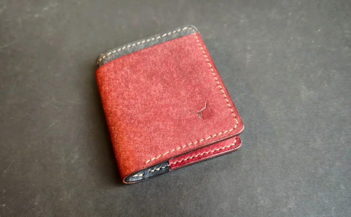 Classic Leather Bifold W001